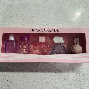 Ariana Grande Mini Fragrance Set